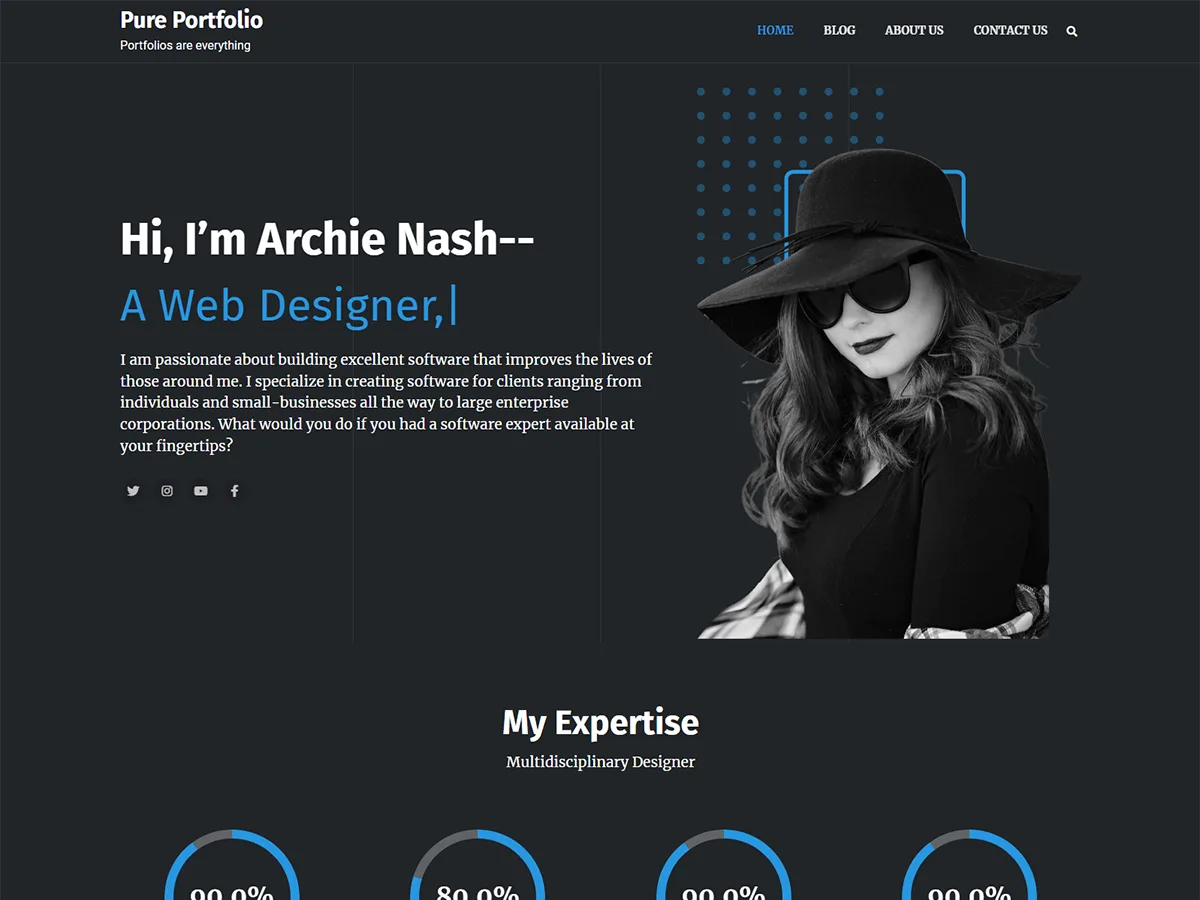 Pure Portfolio teması ile oluşturulmuş kişisel portfolyo web sitesi örneği