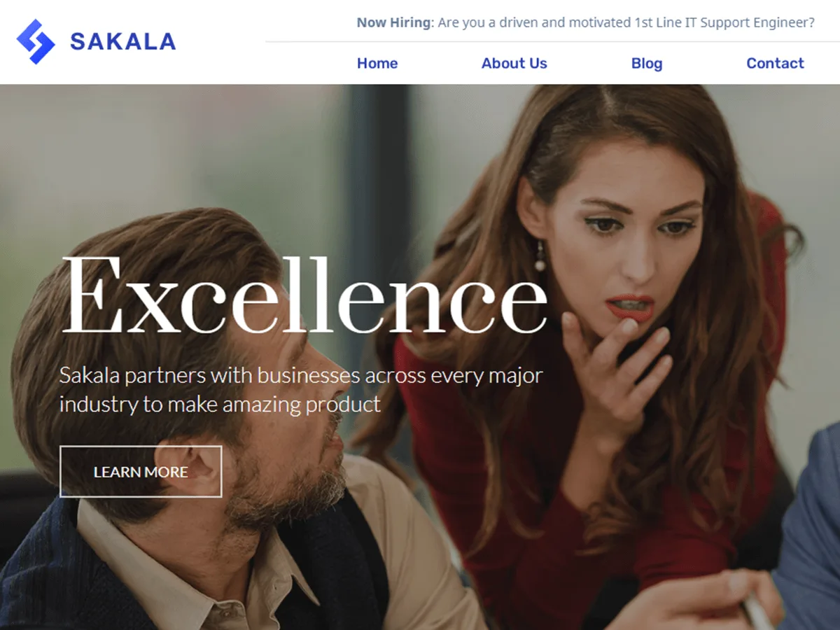 Sakala web sitesi teması ile oluşturulmuş örnek bir web sitesi görünümü