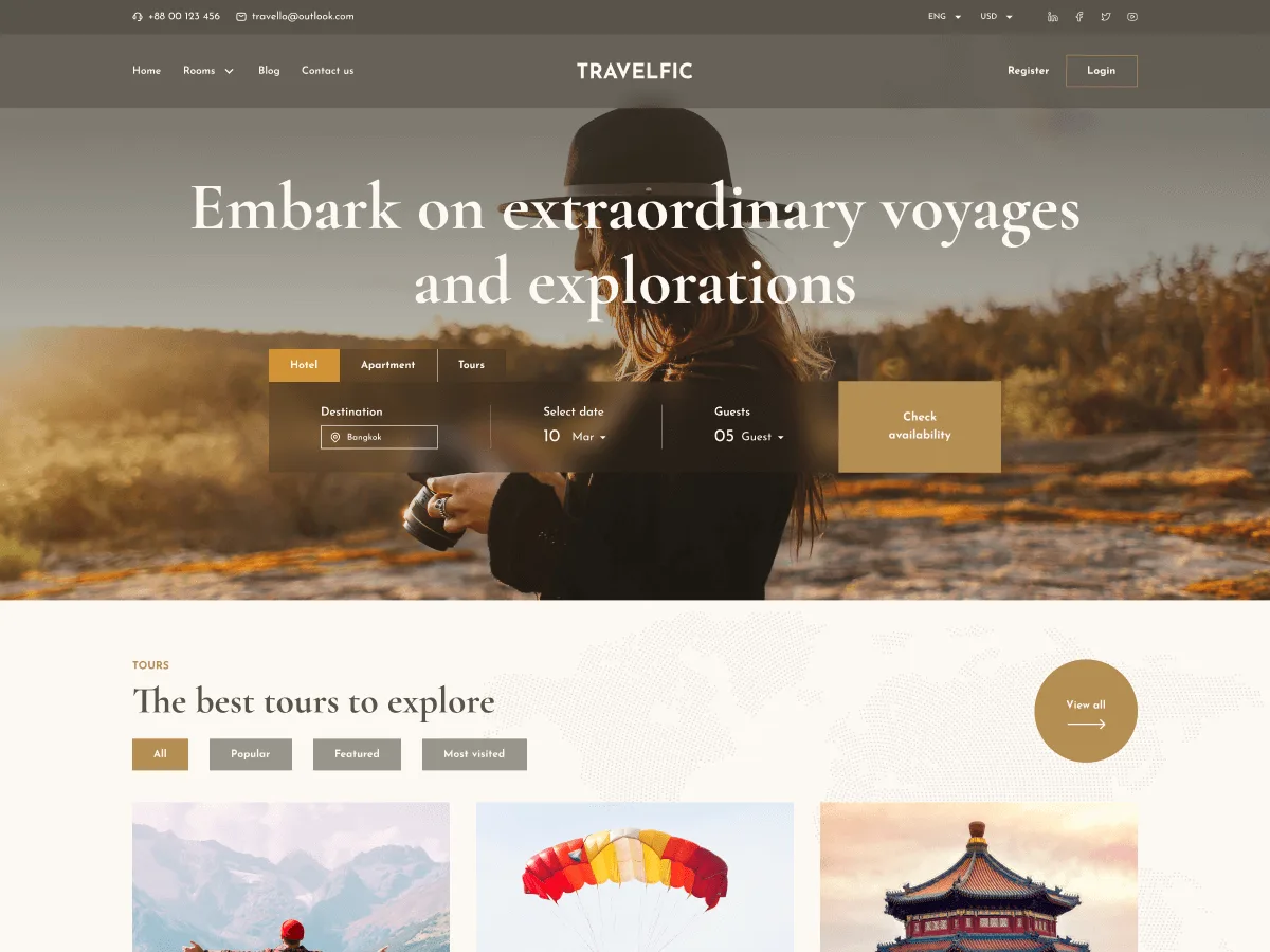 Travelfic web sitesi teması ile seyahat rezervasyon sitesi görünümü